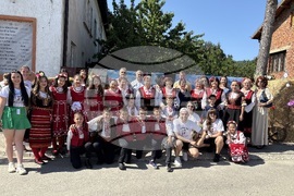 Село Доспей - фолклорен фестивал “Доспей пее и танцува, и на билки се любува”