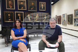 Пазарджик - Гергана Куртакова - "Молекули любов" - книга