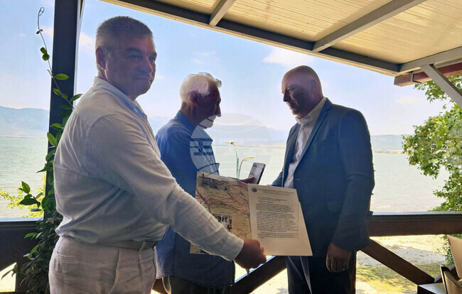 Посолството на България в Северна Македония и Генералното консулство в Битоля получиха почетни плакети от Съюза на ветераните от войните на България