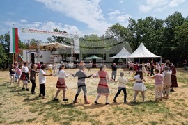 Лясковец - Национален Петропавловски събор на народното творчество