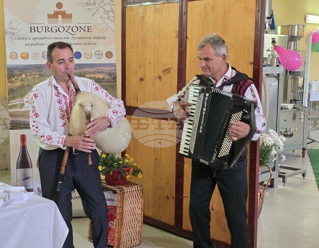 Село Боровица - винарска изба - фестивал на ферментационните продукти