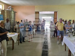 Село Боровица - винарска изба - фестивал на ферментационните продукти