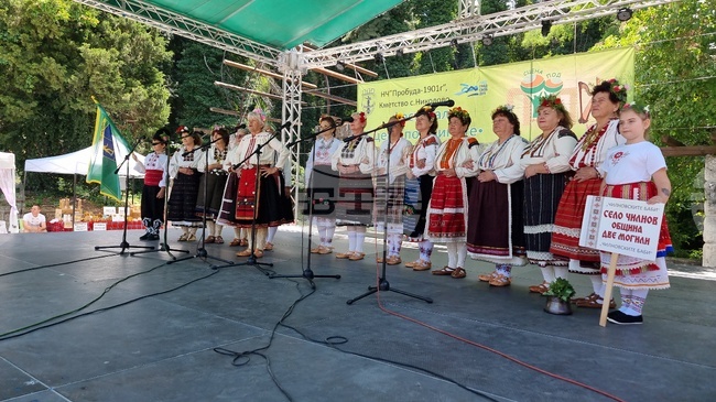 Кметът на Две могили предлага в културния календар на общината да бъде включено и честване на 40 години от създаването на "Чилновските баби"