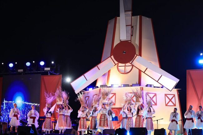 АТА: Фестивал на пшеницата в Аполония в Албания - като в стари времена на селското гумно