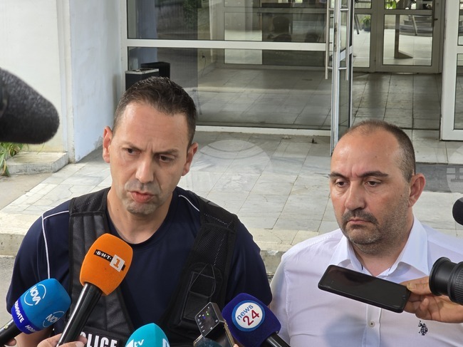 Двама мъже и една жена са задържани за преработка и продажба на безакцизен тютюн, съобщи комисар Дарин Костов от СДВР