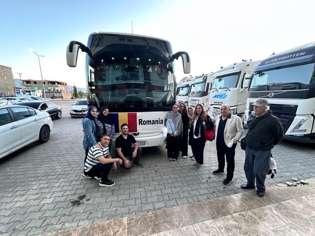 Петнайсет румънски граждани и членове на семействата им бяха евакуирани от Иран