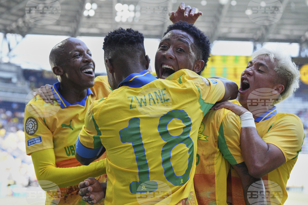 CWC Mamelodi Sundowns Borussia Dortmund Soccer