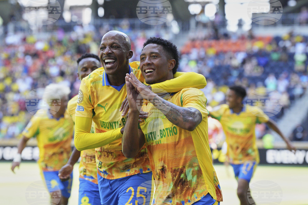 CWC Mamelodi Sundowns Borussia Dortmund Soccer