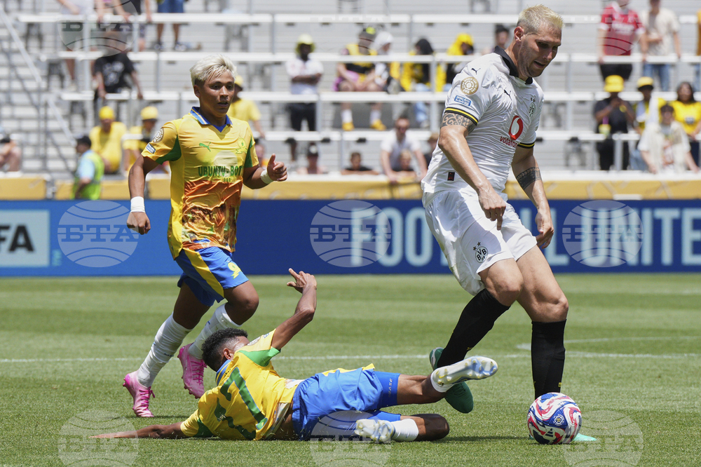 CWC Mamelodi Sundowns Borussia Dortmund Soccer
