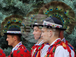 Румъния - Букурещ - „Музика и традиции“ - фестивал - народни носии