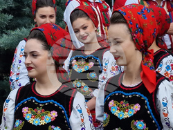 Румъния - Букурещ - „Музика и традиции“ - фестивал - народни носии