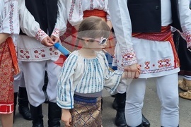 Румъния - Букурещ - „Музика и традиции“ - фестивал - народни носии