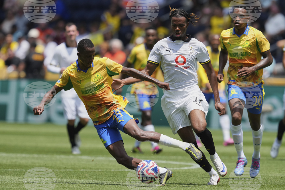 CWC Mamelodi Sundowns Borussia Dortmund Soccer