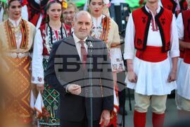 Несебър - Румен Радев - Фолклорен танцов ансамбъл "Отец Паисий" - Почетен знак