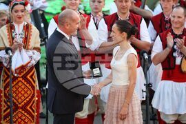 Несебър - Румен Радев - Фолклорен танцов ансамбъл "Отец Паисий" - Почетен знак