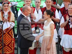 Несебър - Румен Радев - Фолклорен танцов ансамбъл "Отец Паисий" - Почетен знак