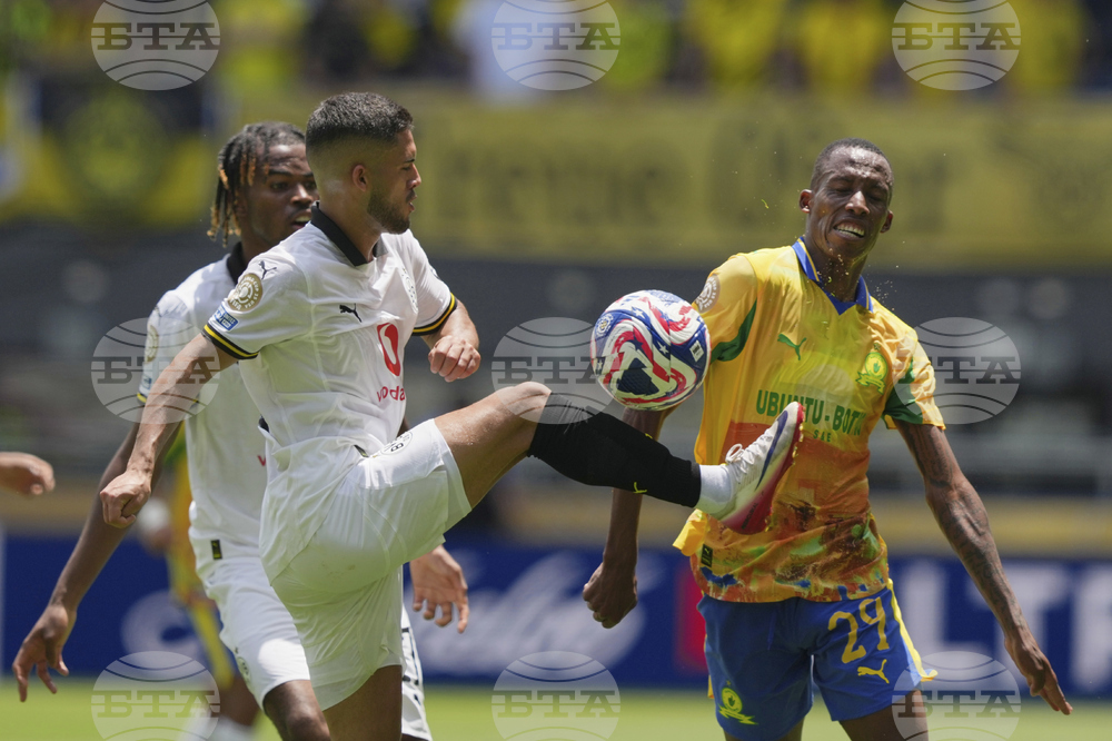 CWC Mamelodi Sundowns Borussia Dortmund Soccer
