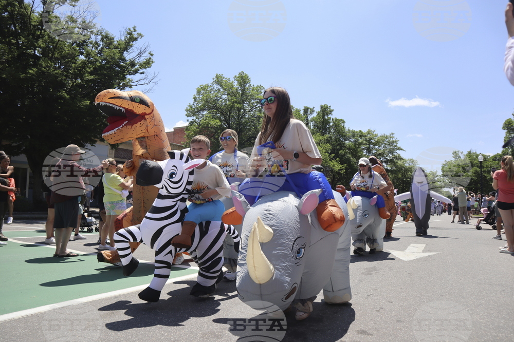 Jumanji-Town-Celebration