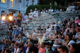 Несебър - Фолклорен танцов ансамбъл "Отец Паисий" - концерт