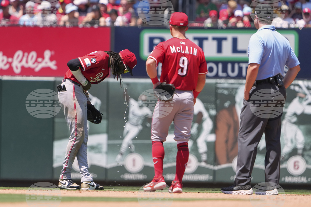 Reds Cardinals Baseball