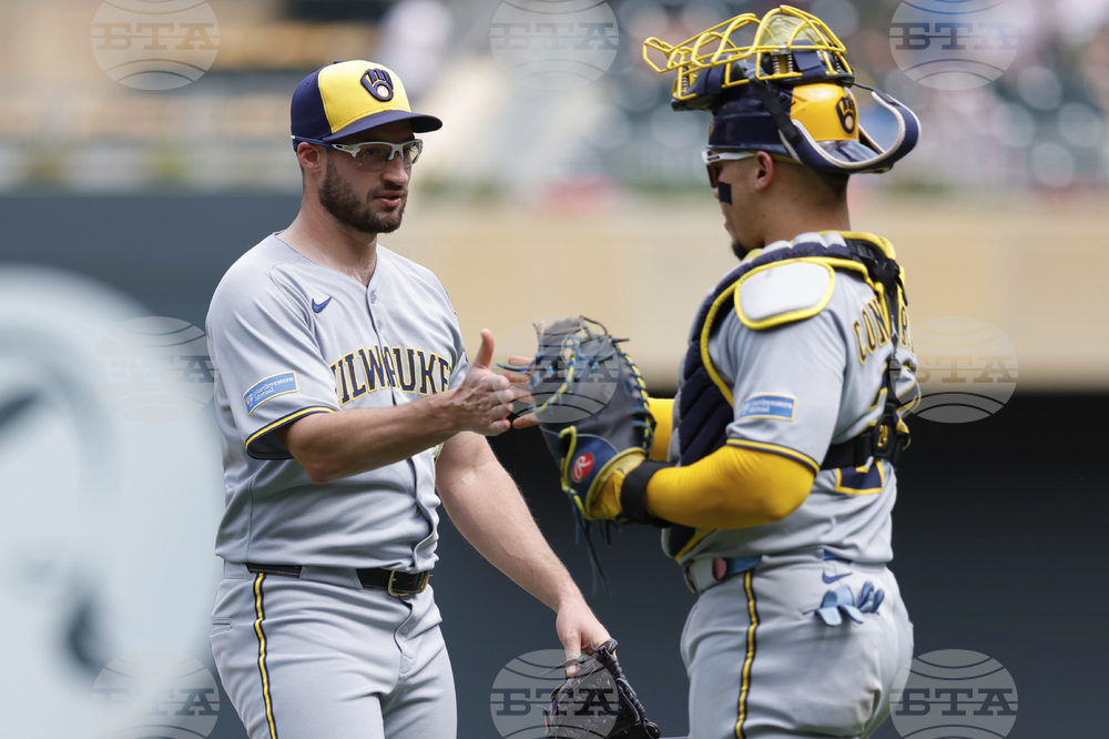 Brewers Twins Baseball
