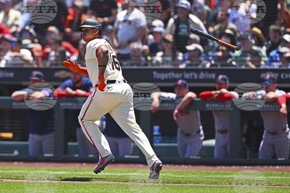 Red Sox Giants Baseball