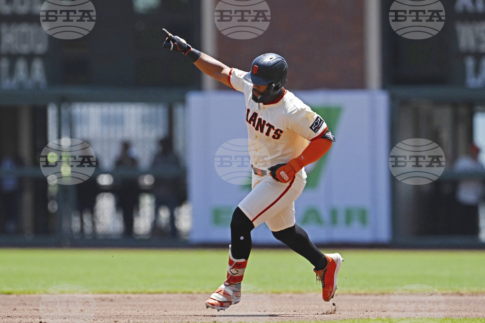 Red Sox Giants Baseball
