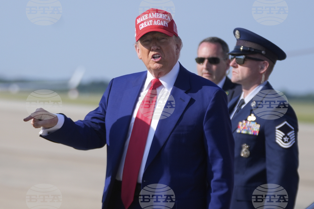 Доналд Тръмп призова за ниски цени на петрола, защото наблюдава