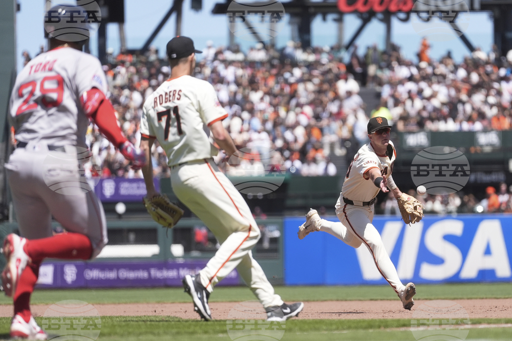 Red Sox Giants Baseball