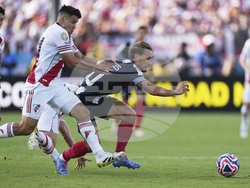 CWC River Plate CF Monterrey Soccer
