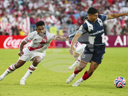 CWC River Plate CF Monterrey Soccer