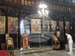 Пазарджик - църква" Св. Успение Богородично" - литургия