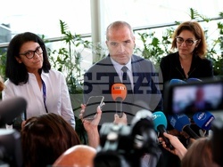 Летище "Васил Левски" - Гроздан Караджов - изявление