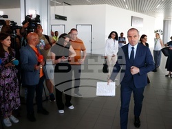 Летище "Васил Левски" - Гроздан Караджов - изявление