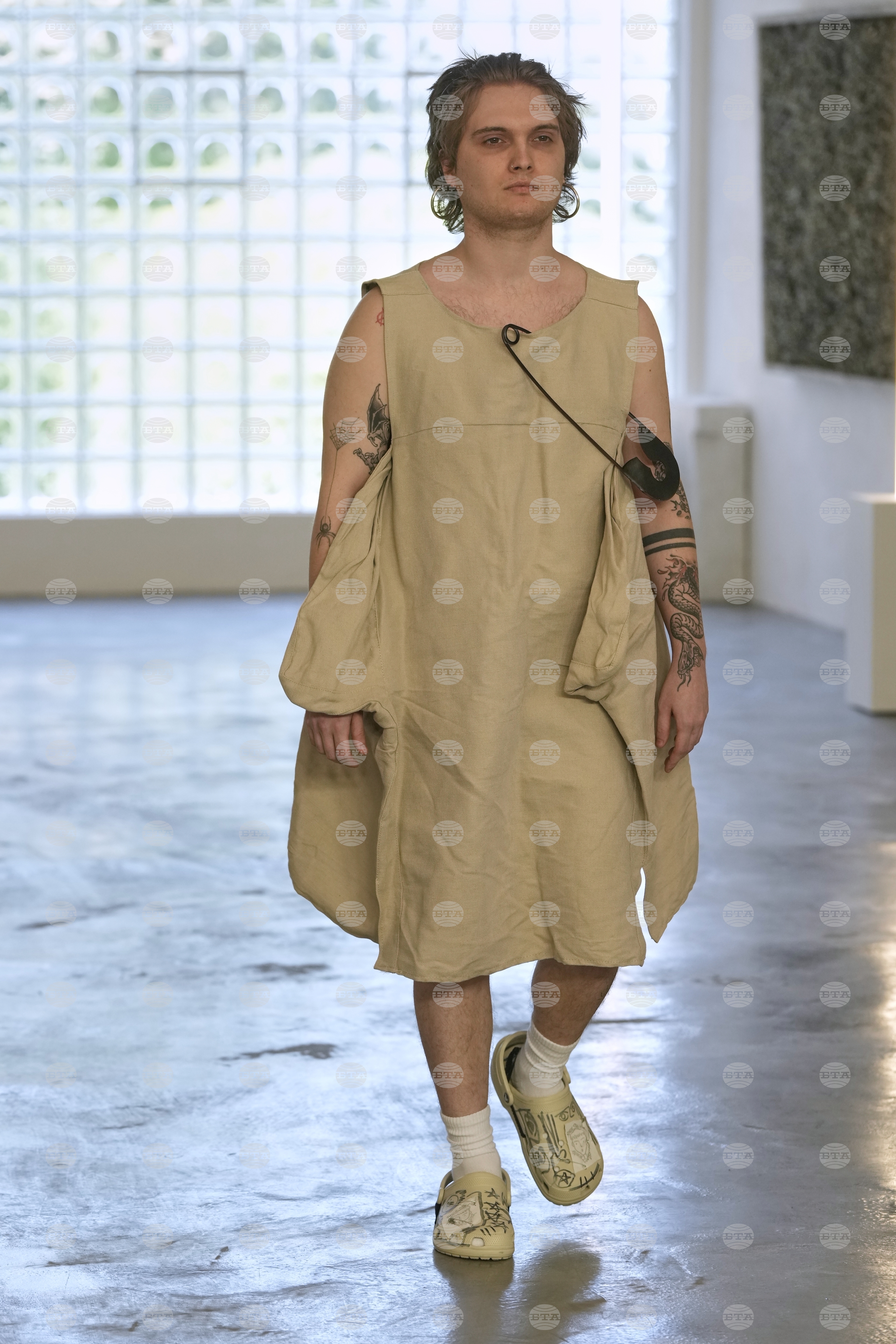 Italy Fashion S/S 26 Simon Cracker