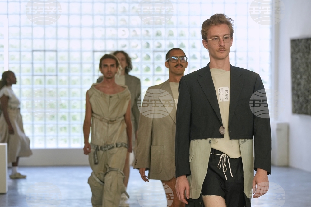 Italy Fashion S/S 26 Simon Cracker