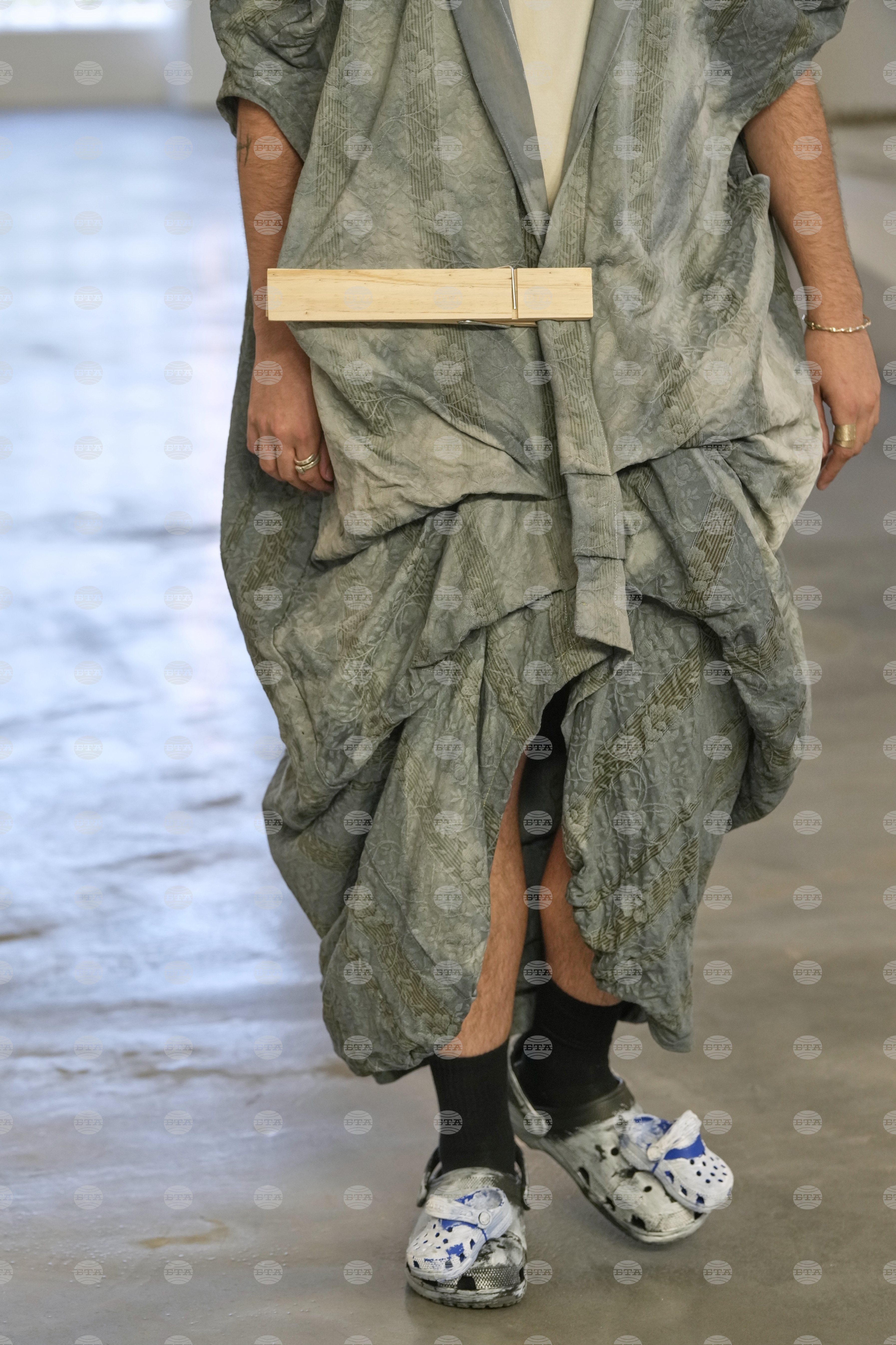 Italy Fashion S/S 26 Simon Cracker