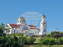 Сливен - храм "Света Петка" - неделната служба