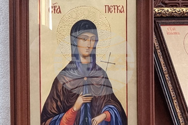 Сливен - храм "Света Петка" - неделната служба