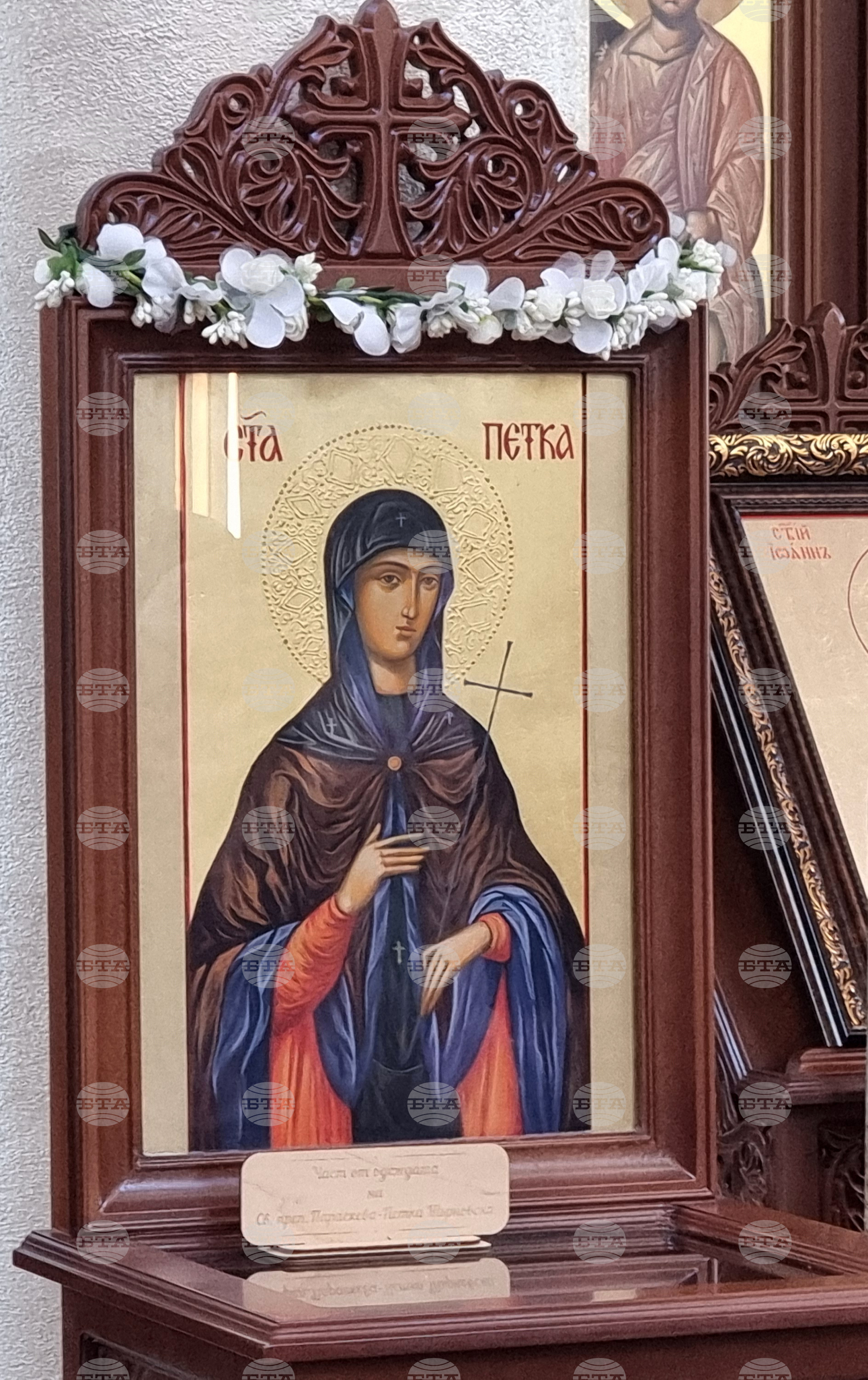 Сливен - храм "Света Петка" - неделната служба