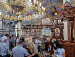 Сливен - храм "Света Петка" - неделната служба