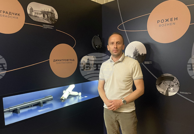 В българския фолклор са много митовете за Космоса, каза за БТА Илия Вълев по повод изложбата „Звездното небе – митология и наука“ 