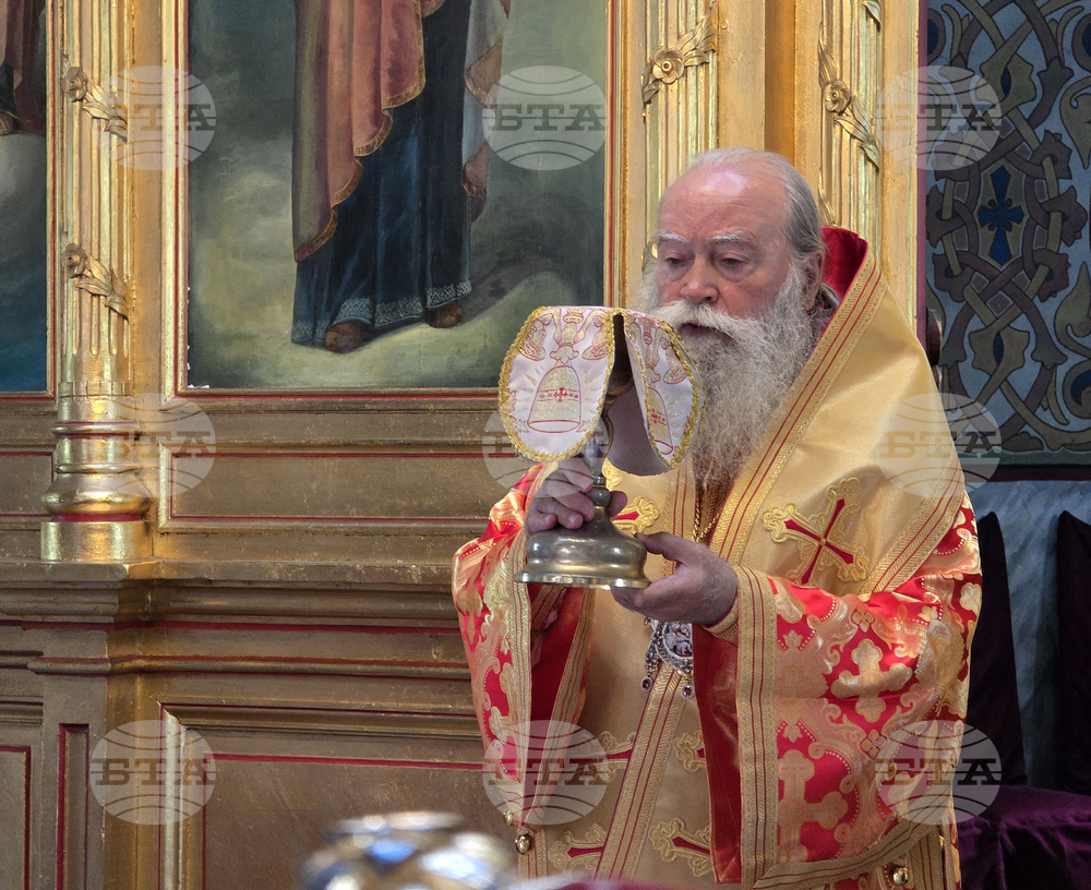 Ловеч - църква „Света Троица“ - Ловчански митрополит Гавриил