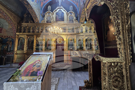 Ловеч - църква „Света Троица“ - неделна служба