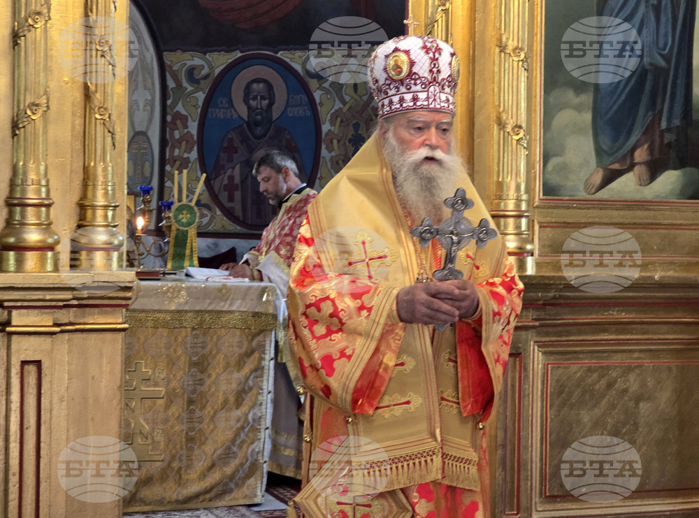 Ловеч - църква „Света Троица“ - Ловчански митрополит Гавриил