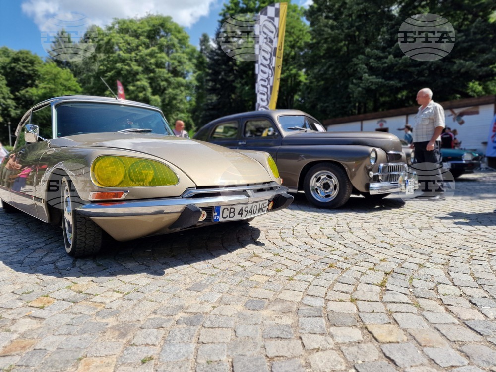 Автомобил от 1973 година взе Купата на кмета от шестото издание на ретро парада в Перник „Алея на класиката“