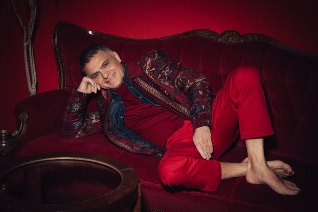 Васко Василев излиза на сцената на Античния театър в Пловдив