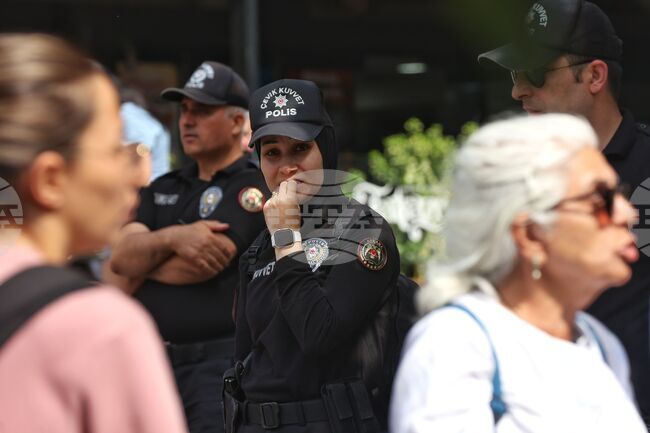 Турция готви повишаване на заплатите на полицаите; възнагражденията ще достигат 2500 евро на месец