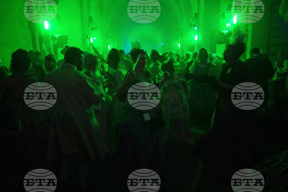 Versailles Great Masked Ball