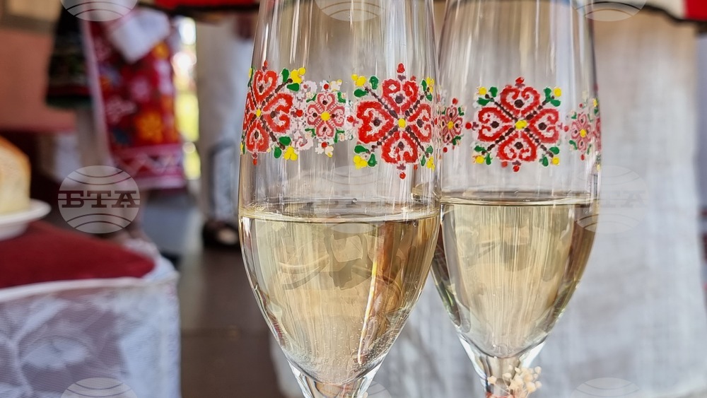 На 14 февруари двойки, сключили брак в Стара Загора преди повече от 50 години, ще дадат съвети за дългогодишен съюз 